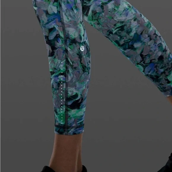 Lululemon Swift Speed High Rise
Tight 25” - Picture 6 of 13